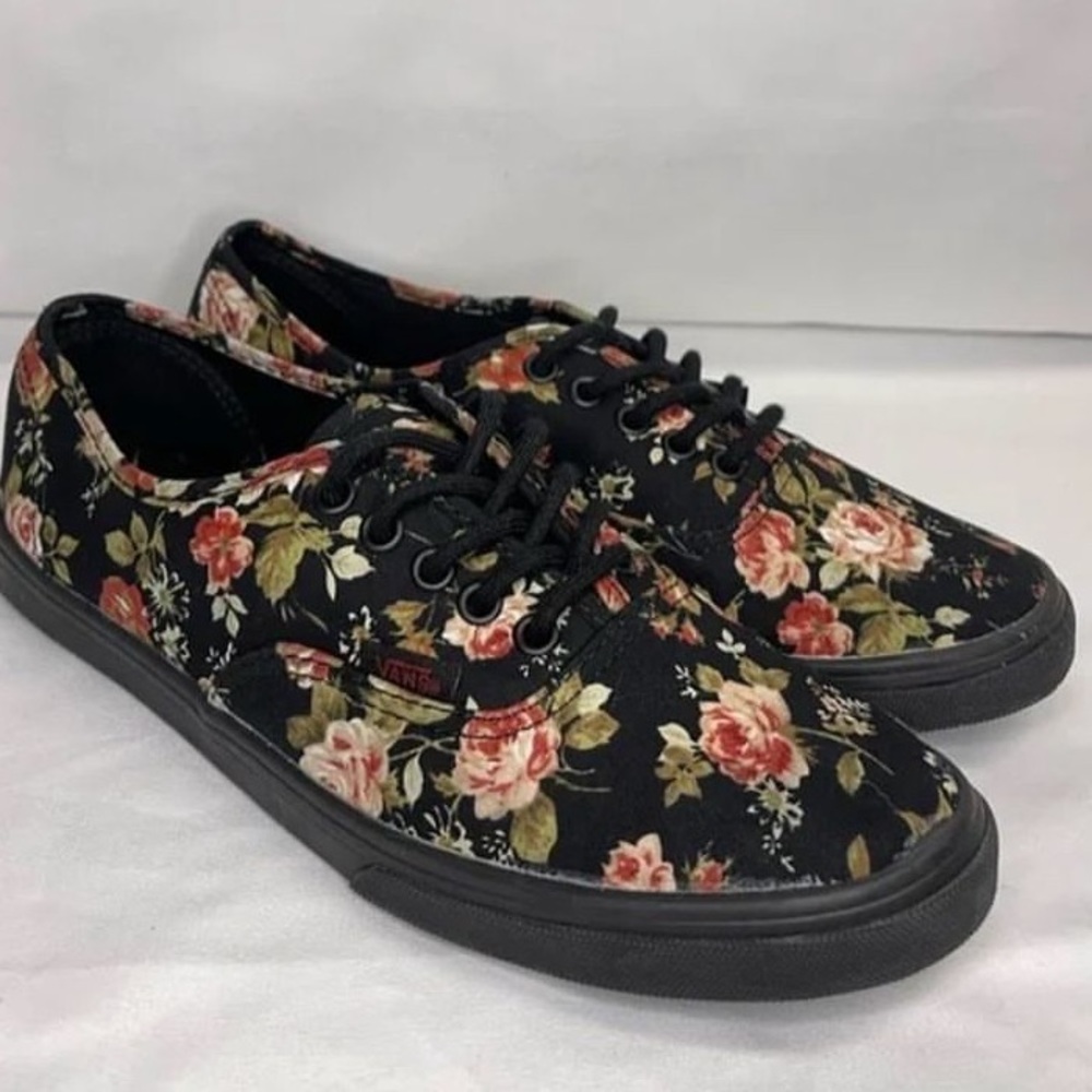 Lofi floral black vans